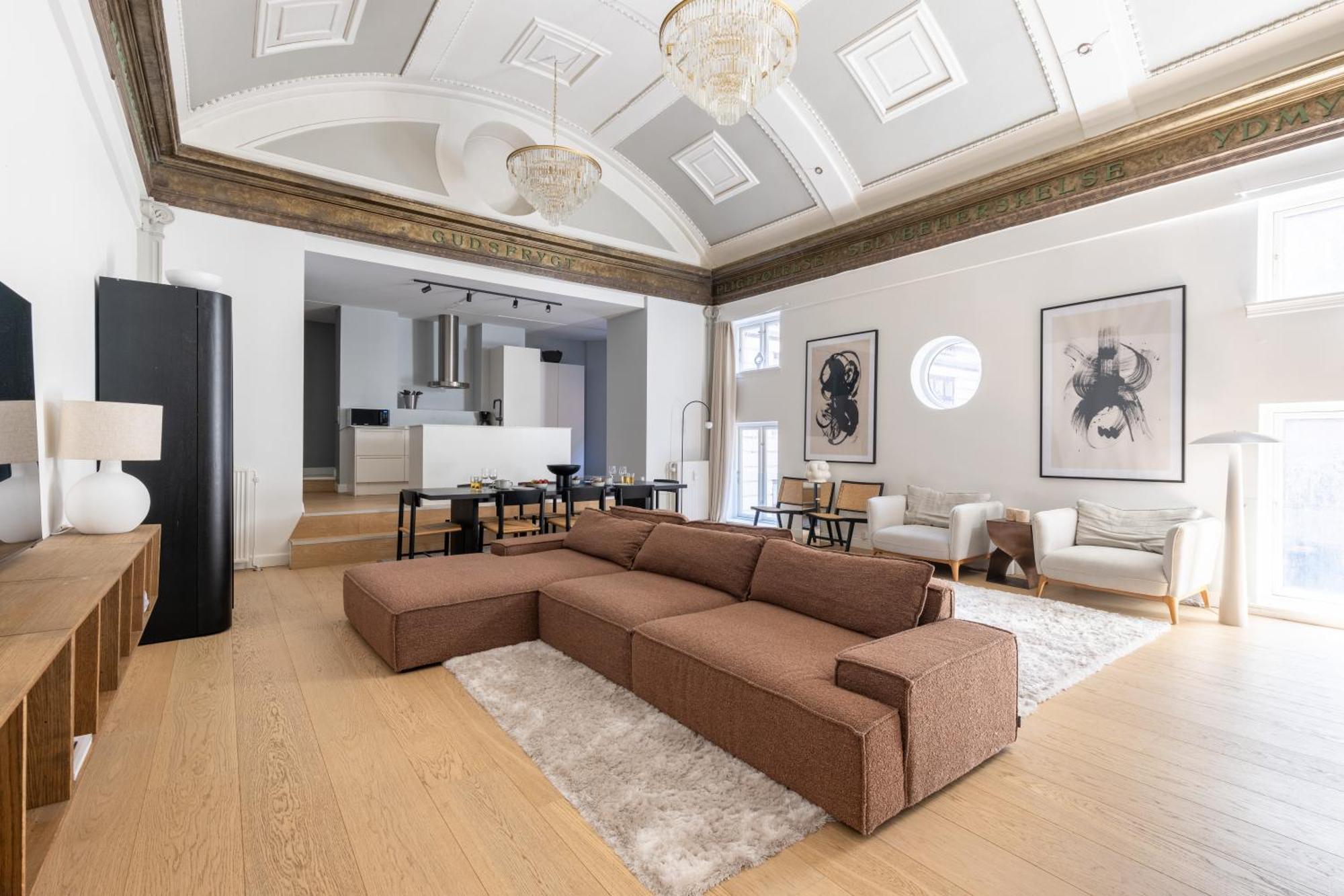 Unique 3 Bedroom Apartment In Vibrant Frederiksberg Копенхаген Екстериор снимка